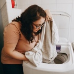 So bleibt dein Kaschmir wie neu: Die besten Tipps zum Waschen und Pflegen