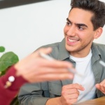 Neuanfang oder nur offene Fragen? Wann ein klärendes Gespräch mit dem Ex wirklich sinnvoll ist