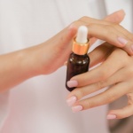Serum oder nicht? So findest du heraus, ob deine Haut wirklich eins braucht