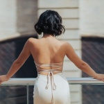 Unsichtbar, leicht, perfekt: Die beste Shapewear für Sommerkleider